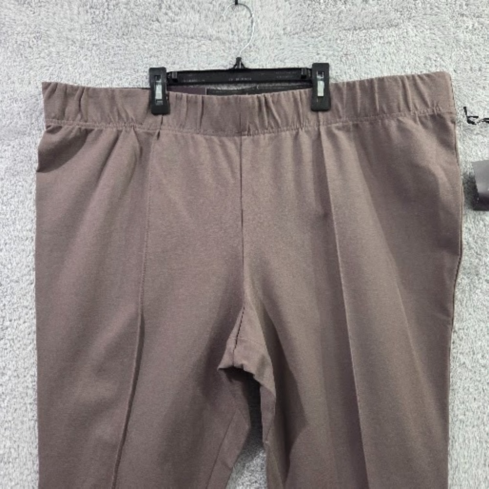 NWT Ava&Viv 3X Gray Ponte Knit Pants Plus Size 24W/26W High Rise Pull On Stretch - Picture 2 of 14